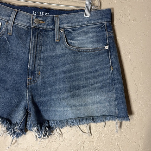 J. Crew relaxed short. Denim shorts size 30 - Picture 2 of 8